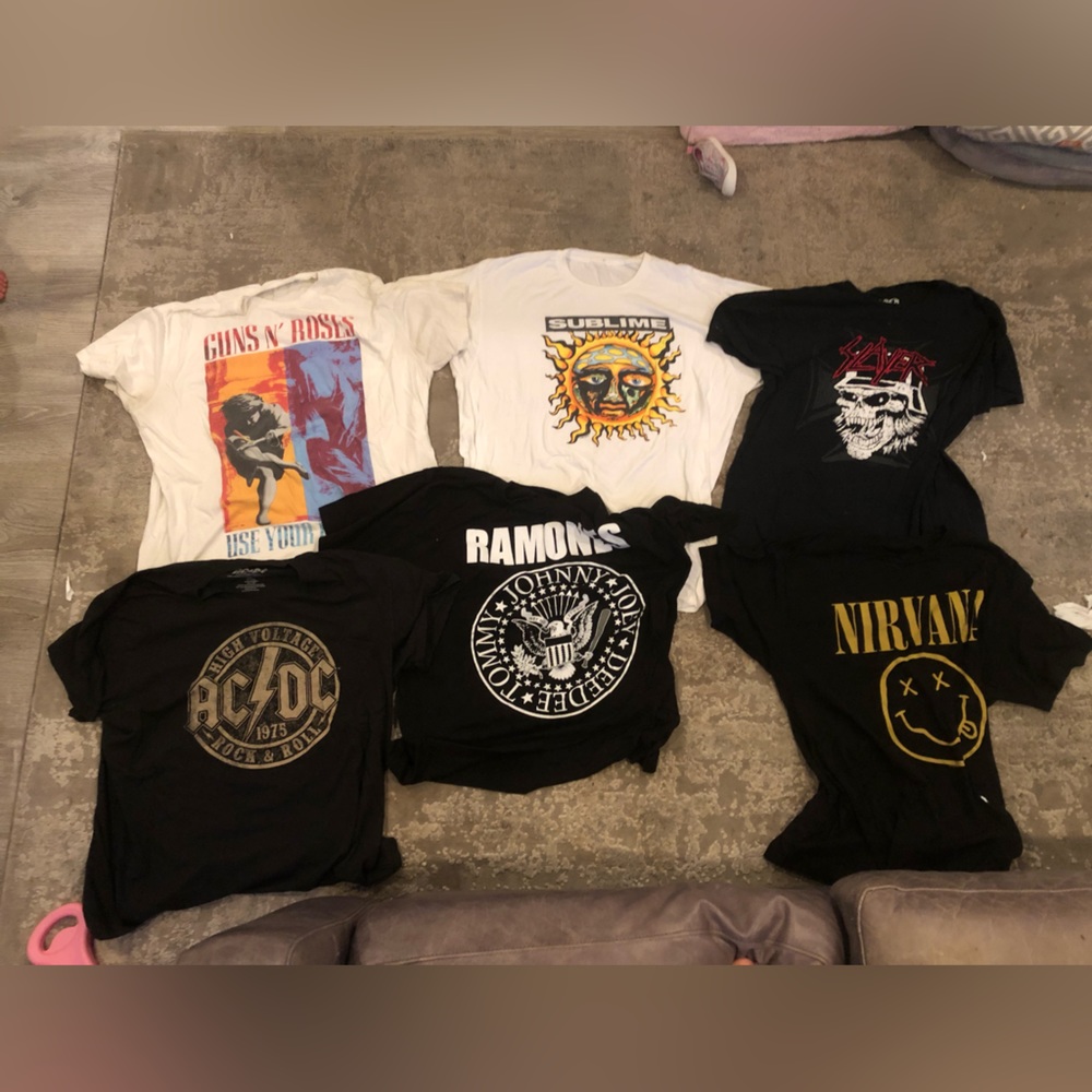 Band tees selling as bundle